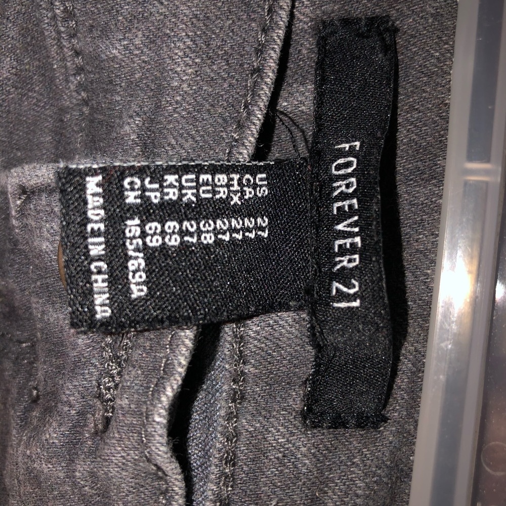 Jeans - Picture 3 of 3